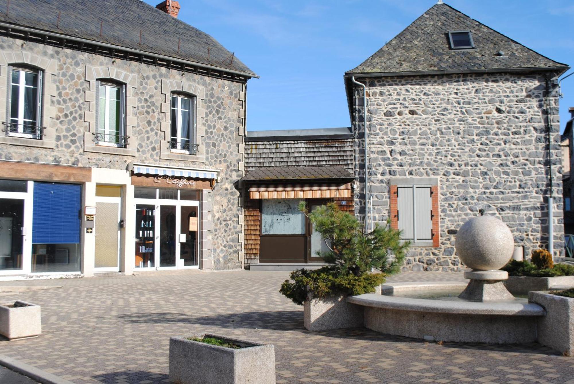 Hotel des voyageurs Chez Betty Neussargues-Moissac Exterior foto